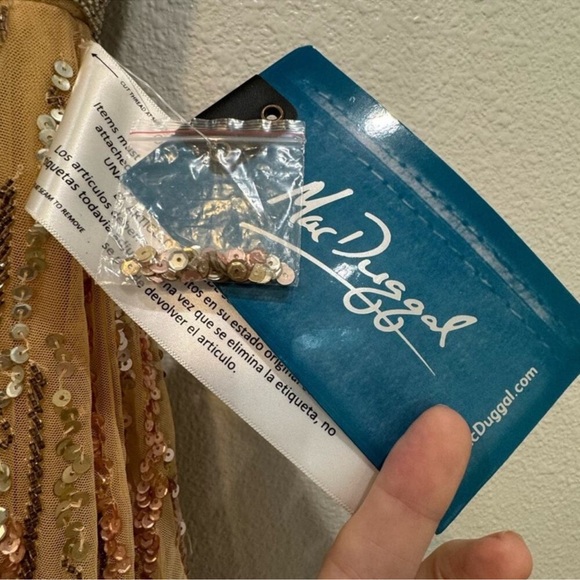 NWT- MAC DUGGA- $598 Cap Sleeve, Embellished Gown, size 10 - Picture 10 of 17